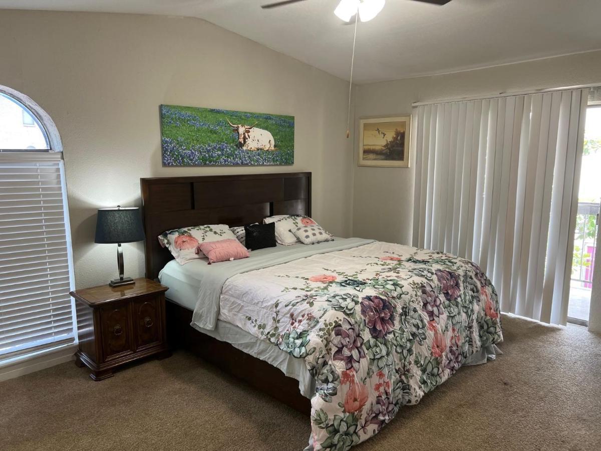 Beautiful 1-Bedroom Townhome With Nice Amenities Houston Ngoại thất bức ảnh