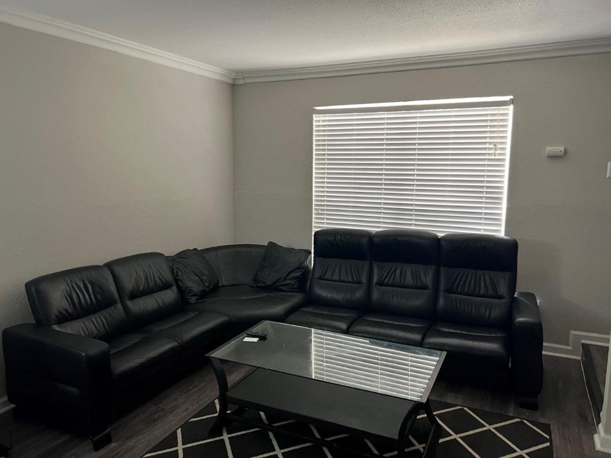 Beautiful 1-Bedroom Townhome With Nice Amenities Houston Ngoại thất bức ảnh