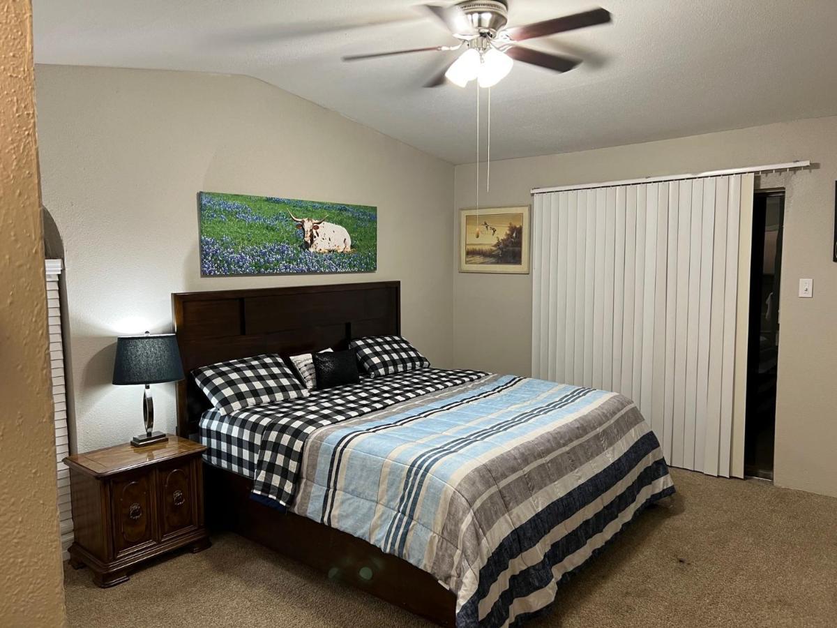 Beautiful 1-Bedroom Townhome With Nice Amenities Houston Ngoại thất bức ảnh