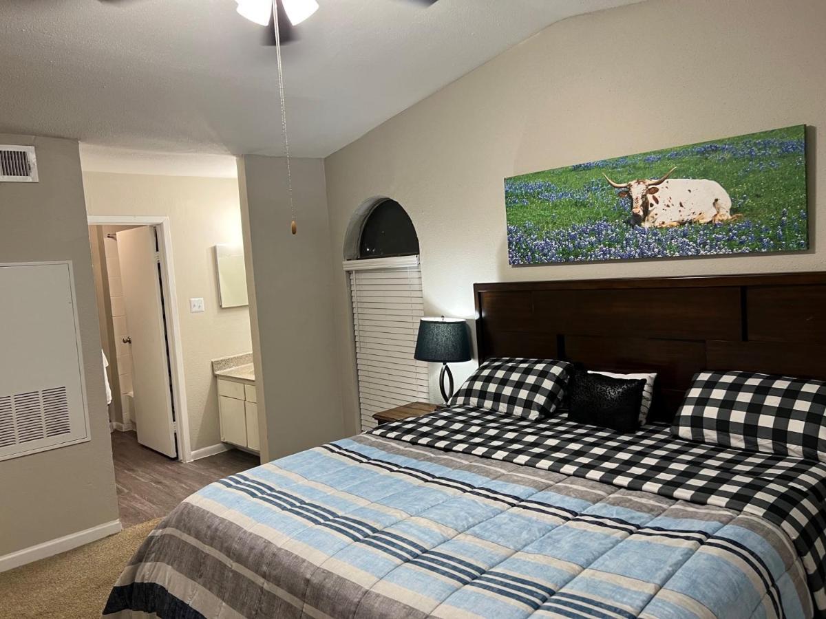Beautiful 1-Bedroom Townhome With Nice Amenities Houston Ngoại thất bức ảnh